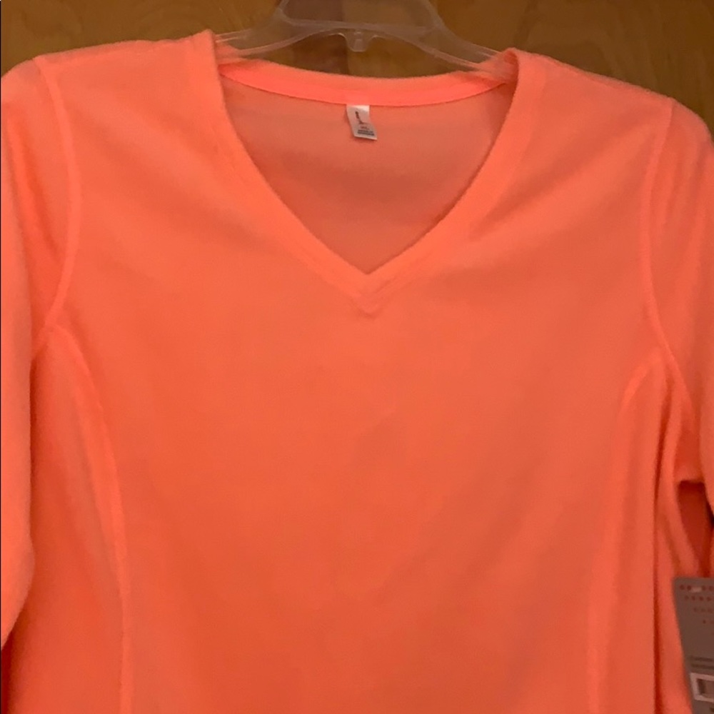 Ladies top - Picture 3 of 7